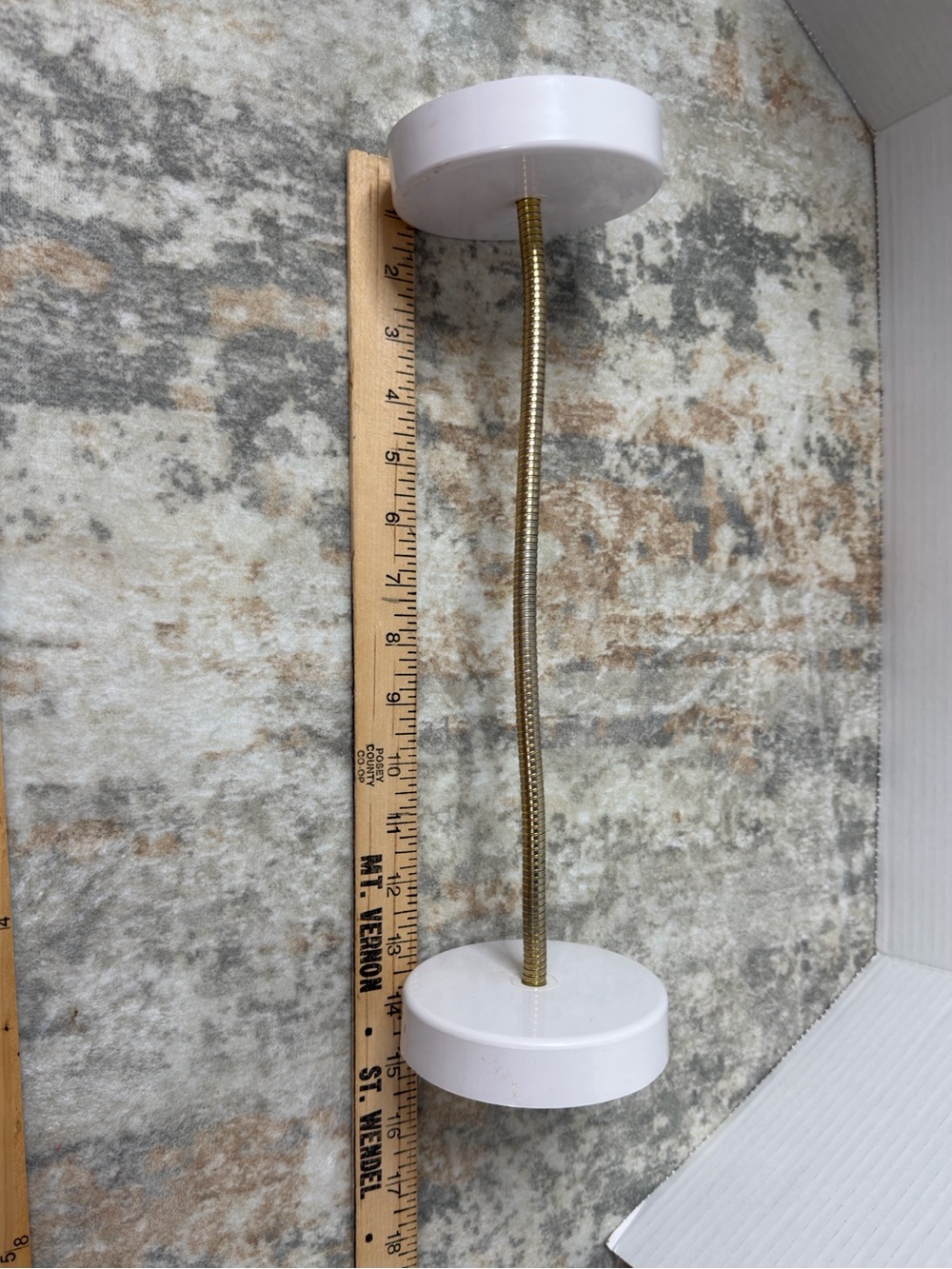 1975 vintage Magic Focus BIG EYES White Mirror 5X Gooseneck Magnifying Makeup - Picture 6 of 6